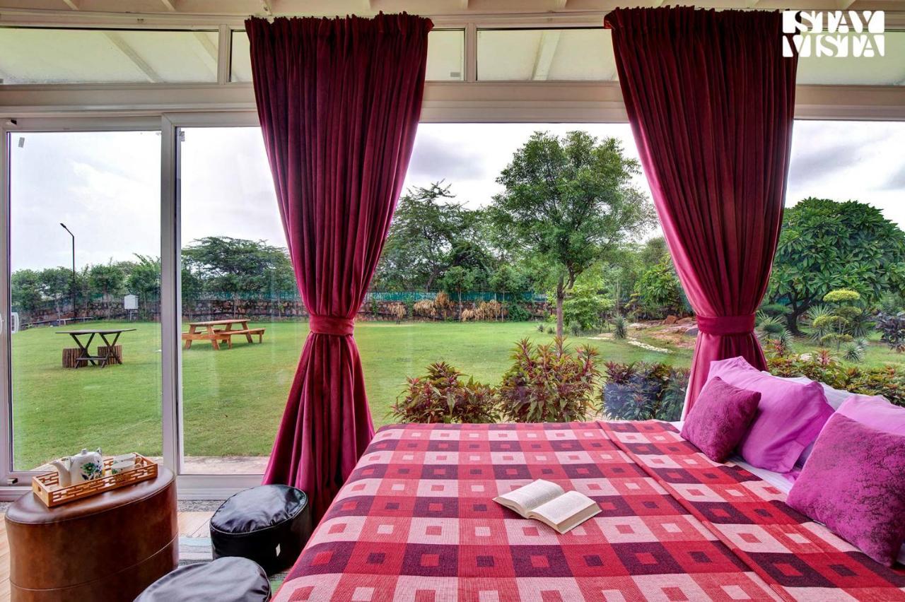 Stayvista At Idyllic Farmhouse - A Glasshouse With Outdoor Pool Gurgaon Zewnętrze zdjęcie